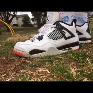 Meet your Posher, Eg